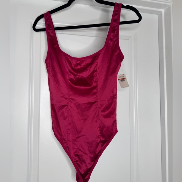 *New With Tag* Free People Raspberry Fuchsia Thong Bodysuit, Sz XS (Orig. $58) - Picture 1 of 7